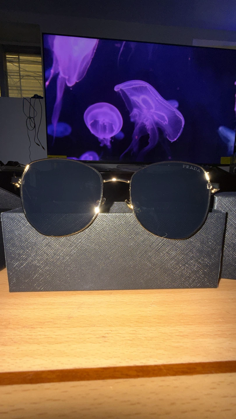 Prada Sunglasses - photo 2