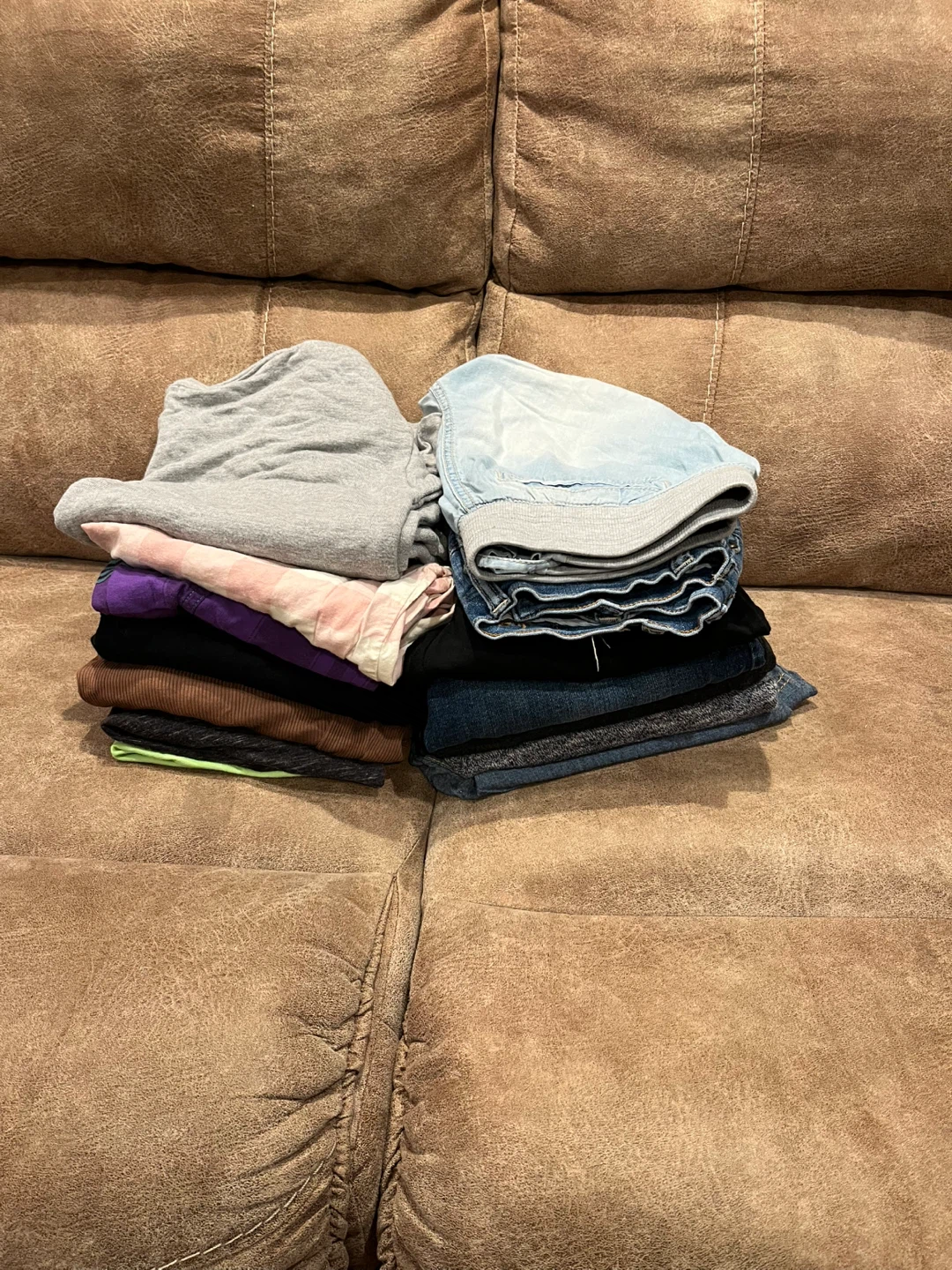 🥕Girls Clothing Bundle - Assorted Pants, Shorts, and Tops🥕