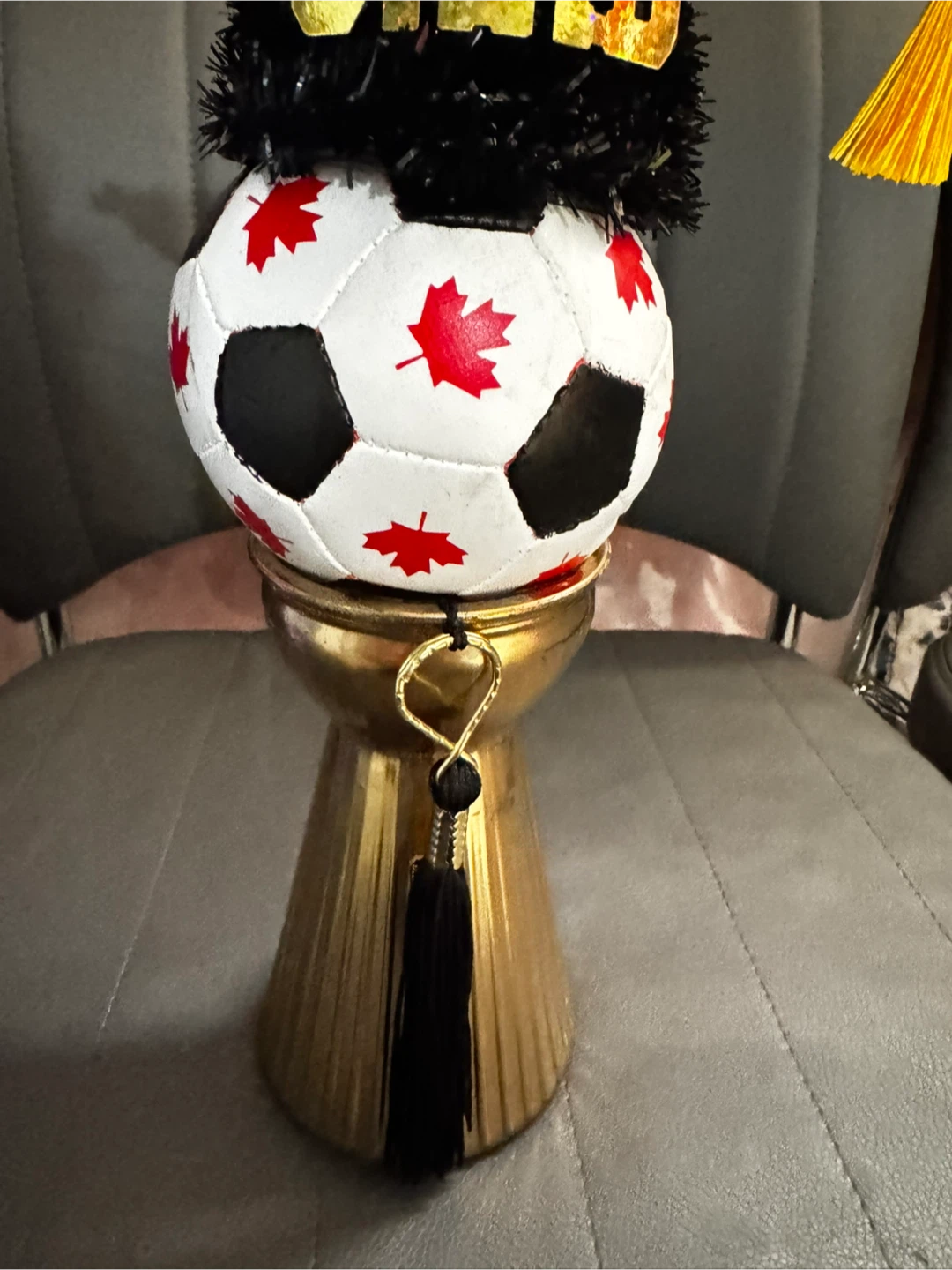 Graduation Soccer Ball center piece - photo 2