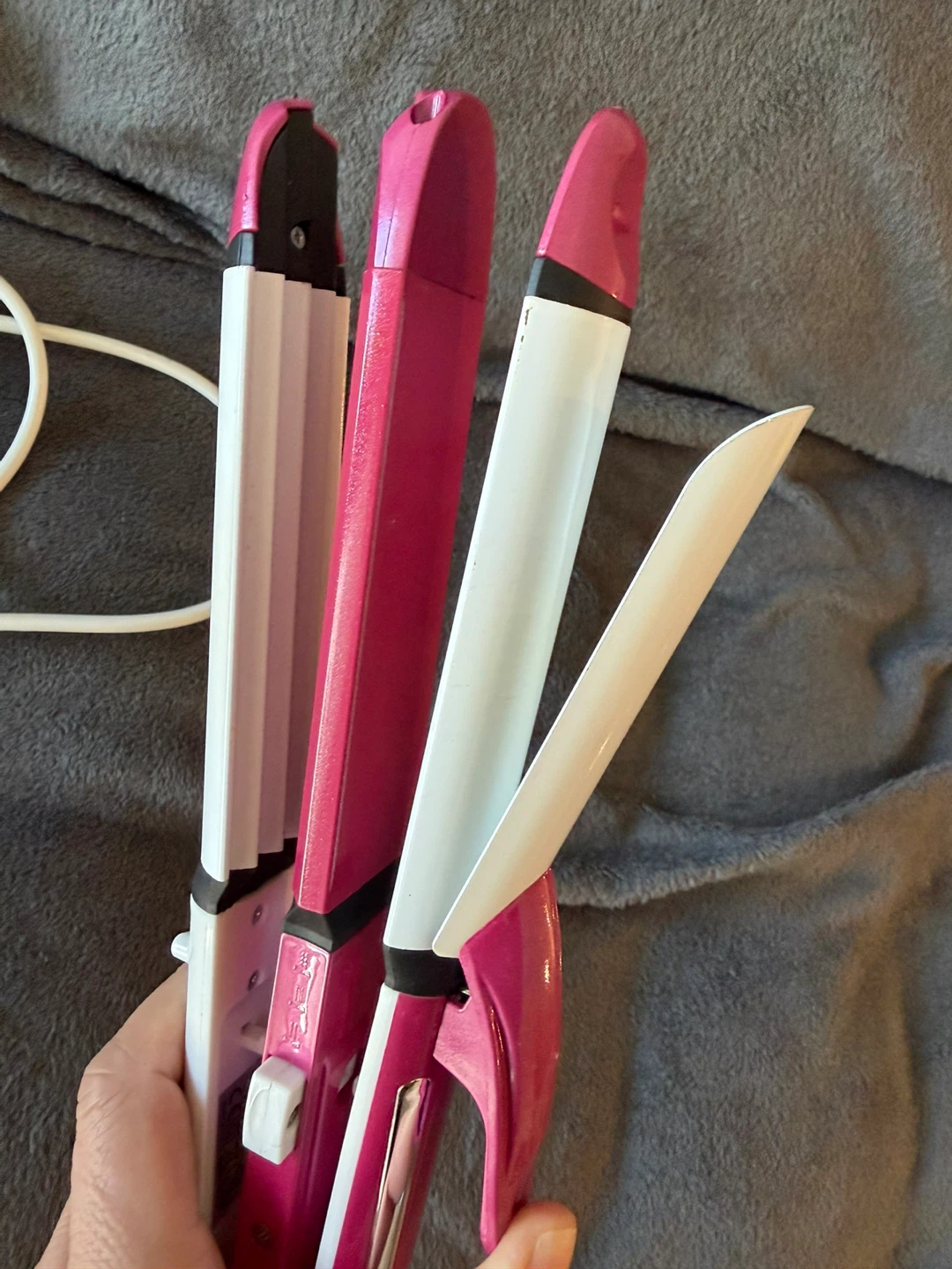 Pink 3-in-1 Hair straightener & Crimper and Curler 🥕