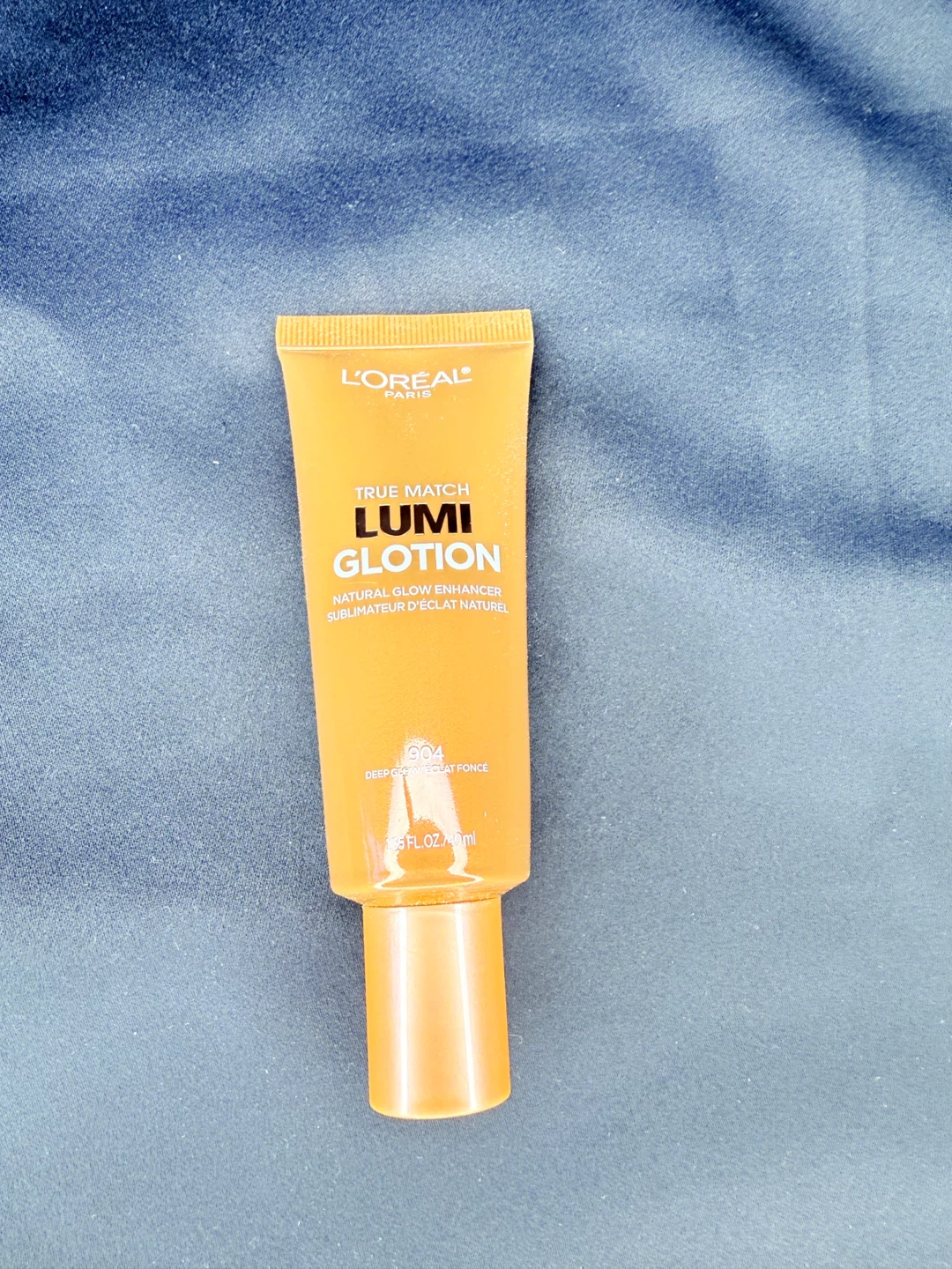 L’Oréal GLOTION GLOW ENHANCER & TINTED MOISTURIZER color 904