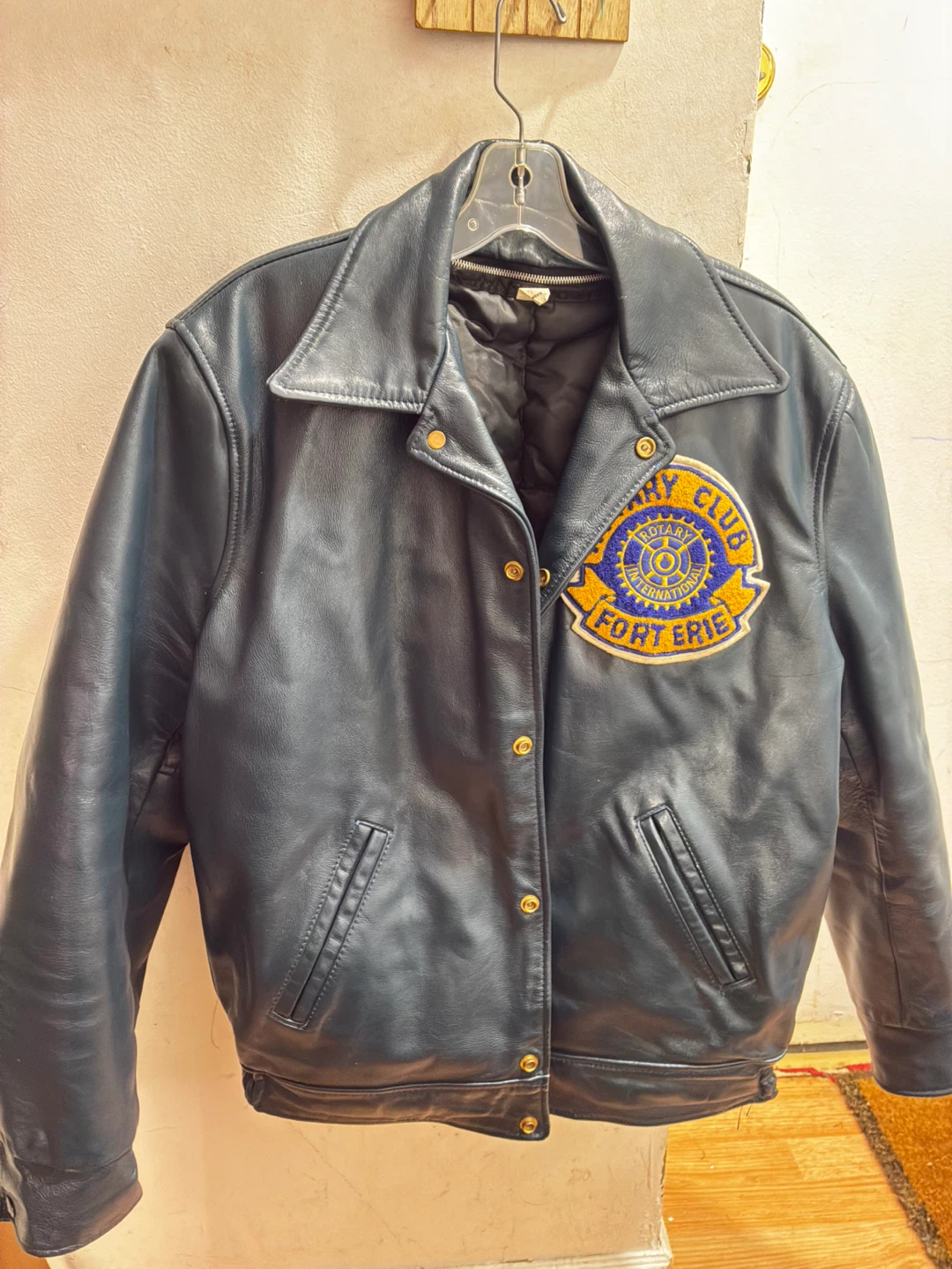 Men's Leather Jacket Size 40 Rotary Club Fort Erie
