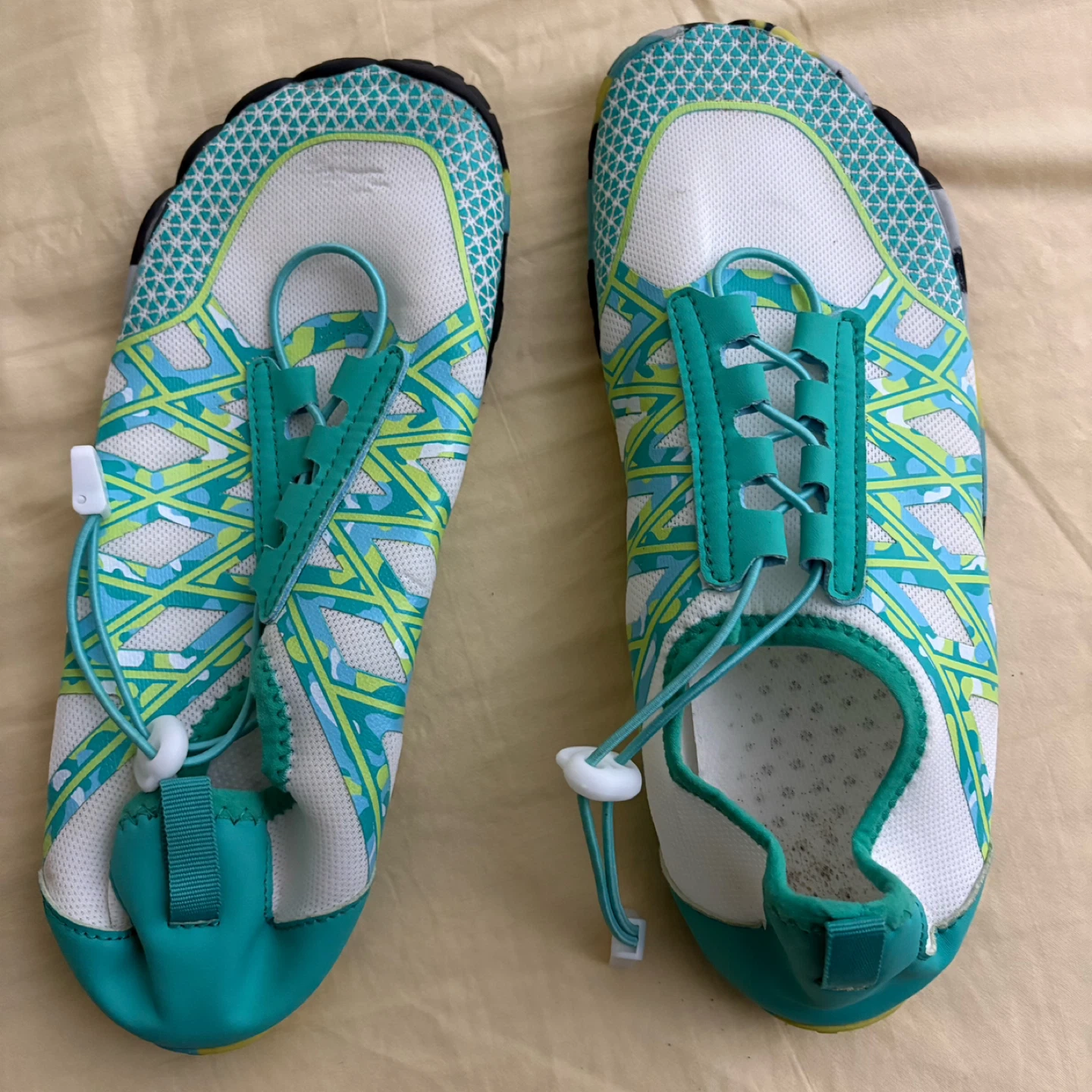 Aqua Shoes / Water Shoes - Size 42