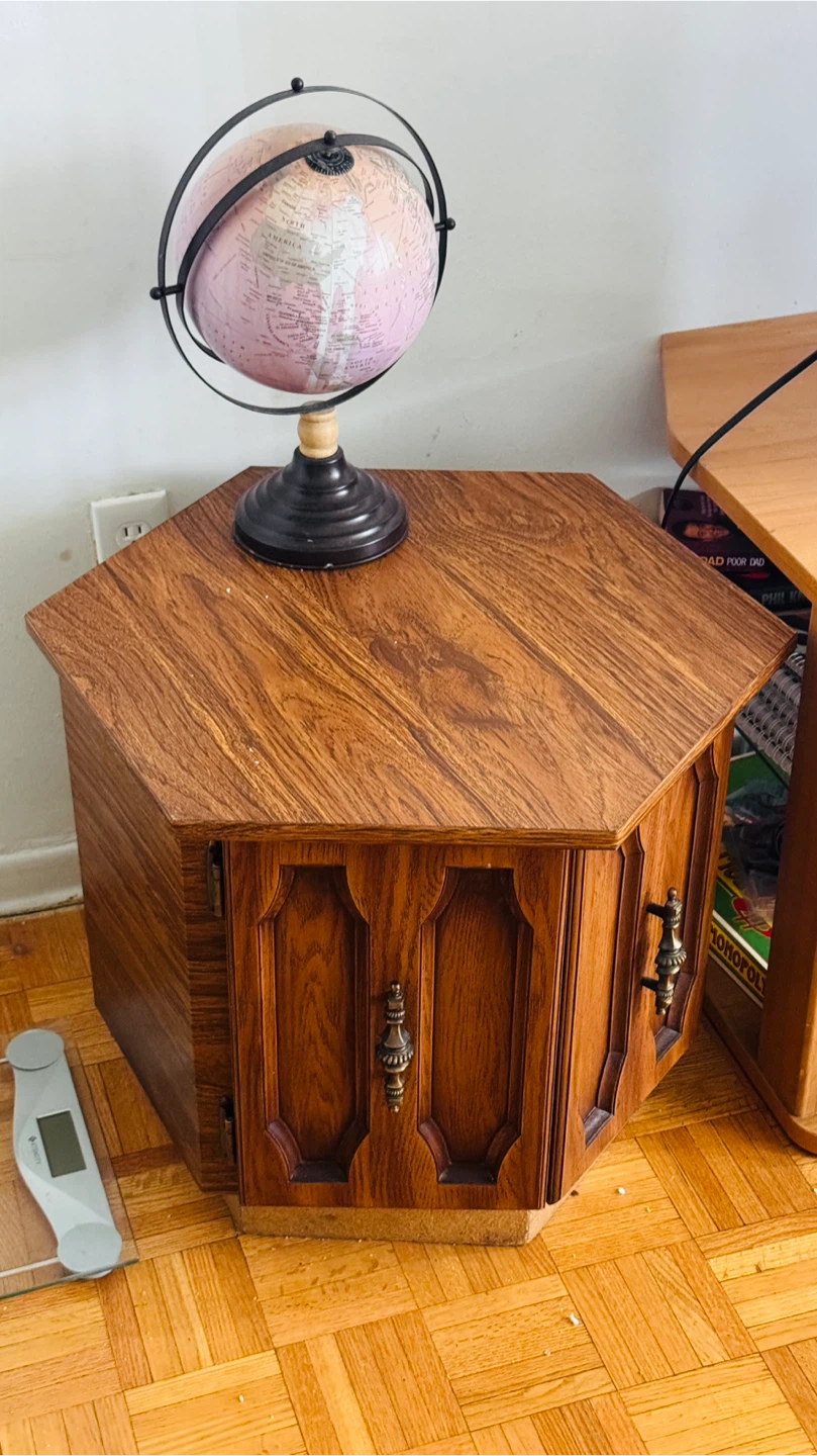 Pair of Bedstands/Cupboards