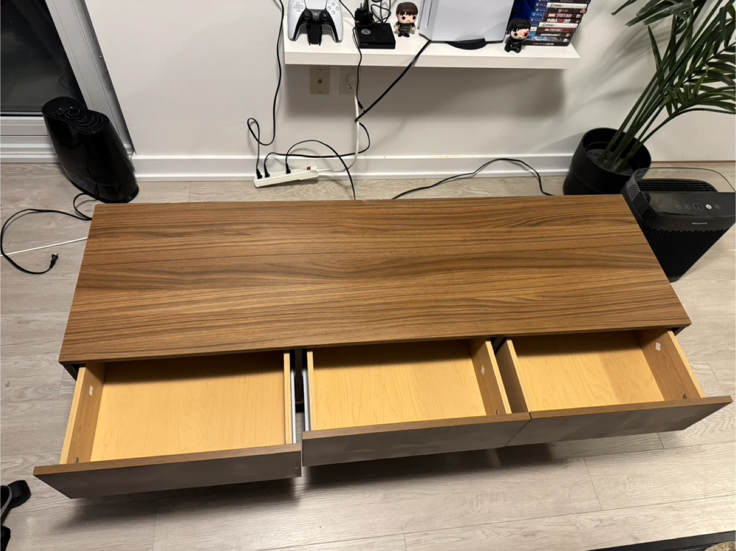 Modern Walnut Entertainment Unit - photo 3