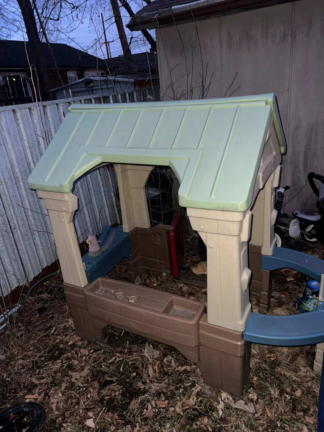 Little Tikes Play House - photo 2