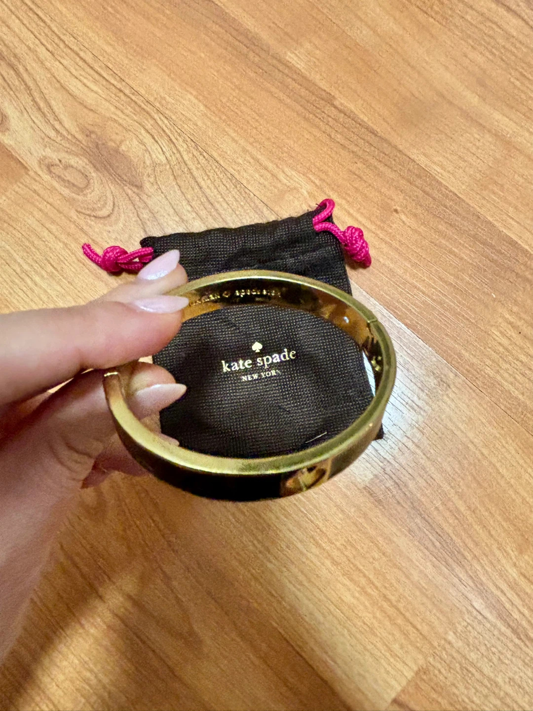 Kate Spade New York Black Spade Hinge Bangle Bracelet - photo 5