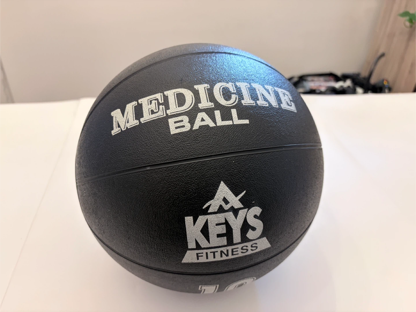 Keys Fitness Heavy Duty 10lb Medicine Ball 11”