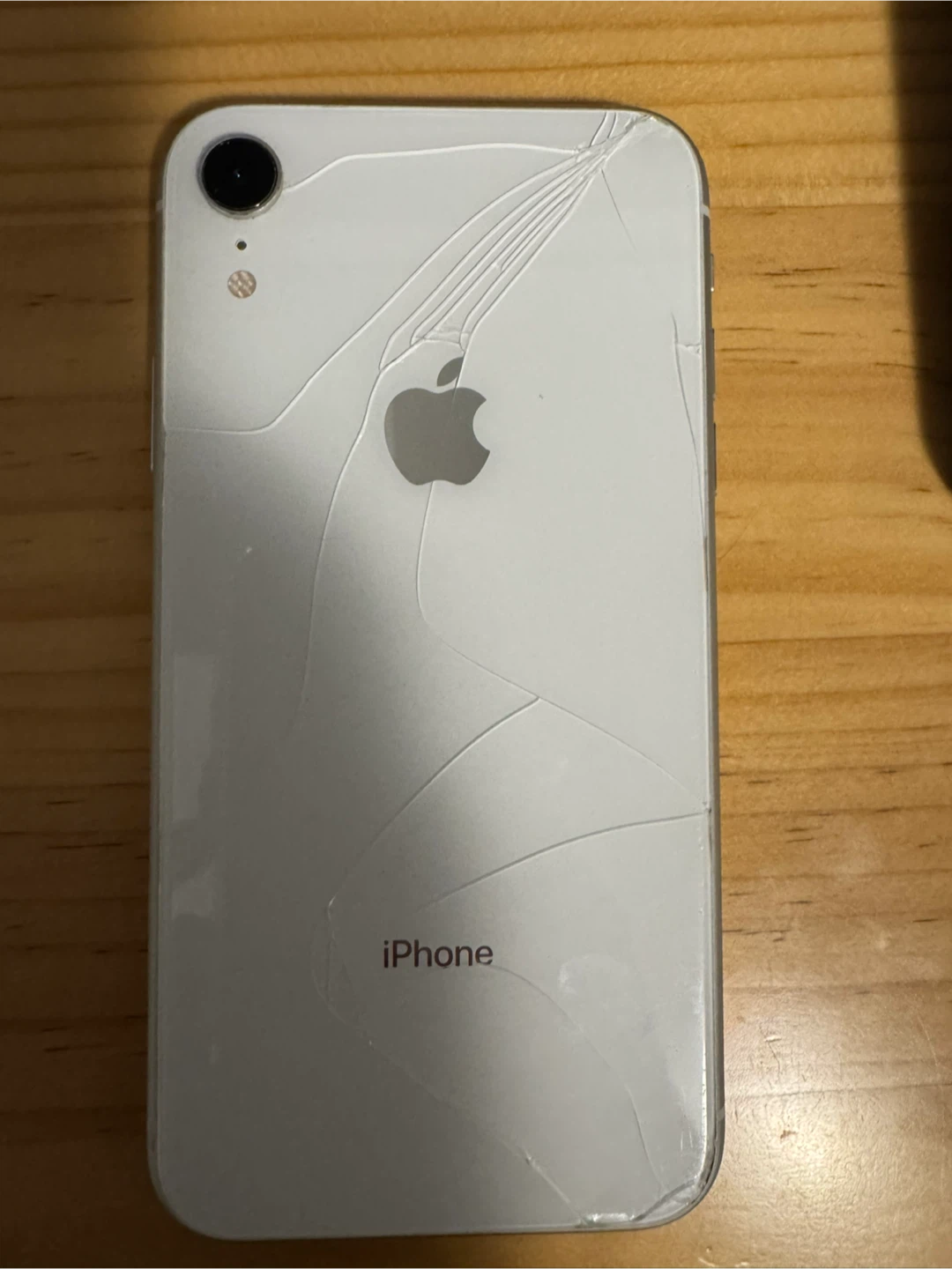 Apple iPhone XR - White - photo 3