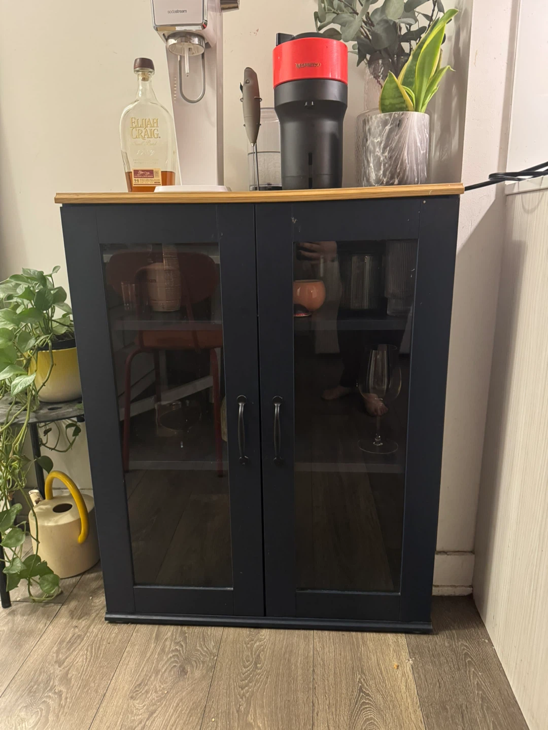 Moving sale - Navy Blue Two-Door Cabinet with Glass Doors - photo 3