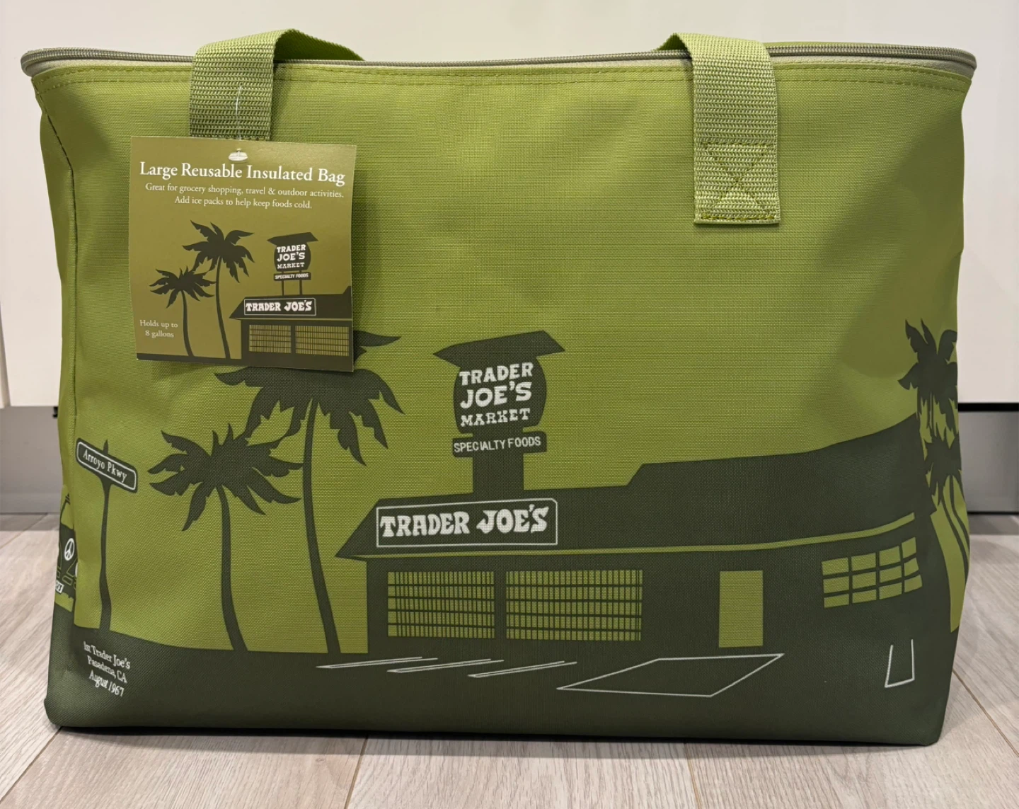 Trader Joe's Large Reusable Insulated Bag - Green Camo