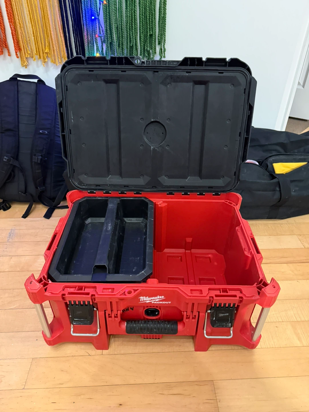 Milwaukee PACKOUT Tool Box - photo 2