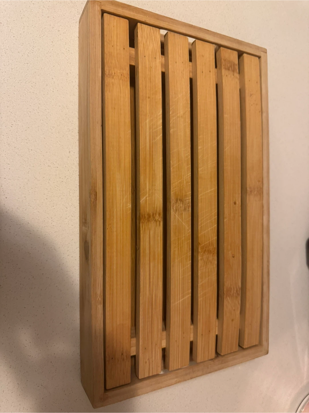 Bread cutting board