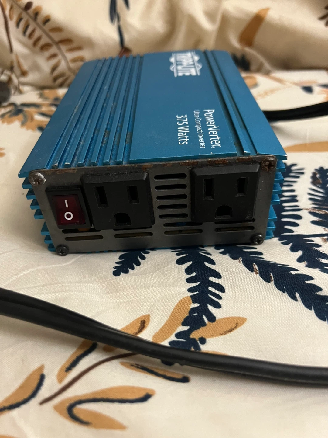 Tripp Lite PowerVerter Ultra-Compact Inverter 375 Watts - photo 2