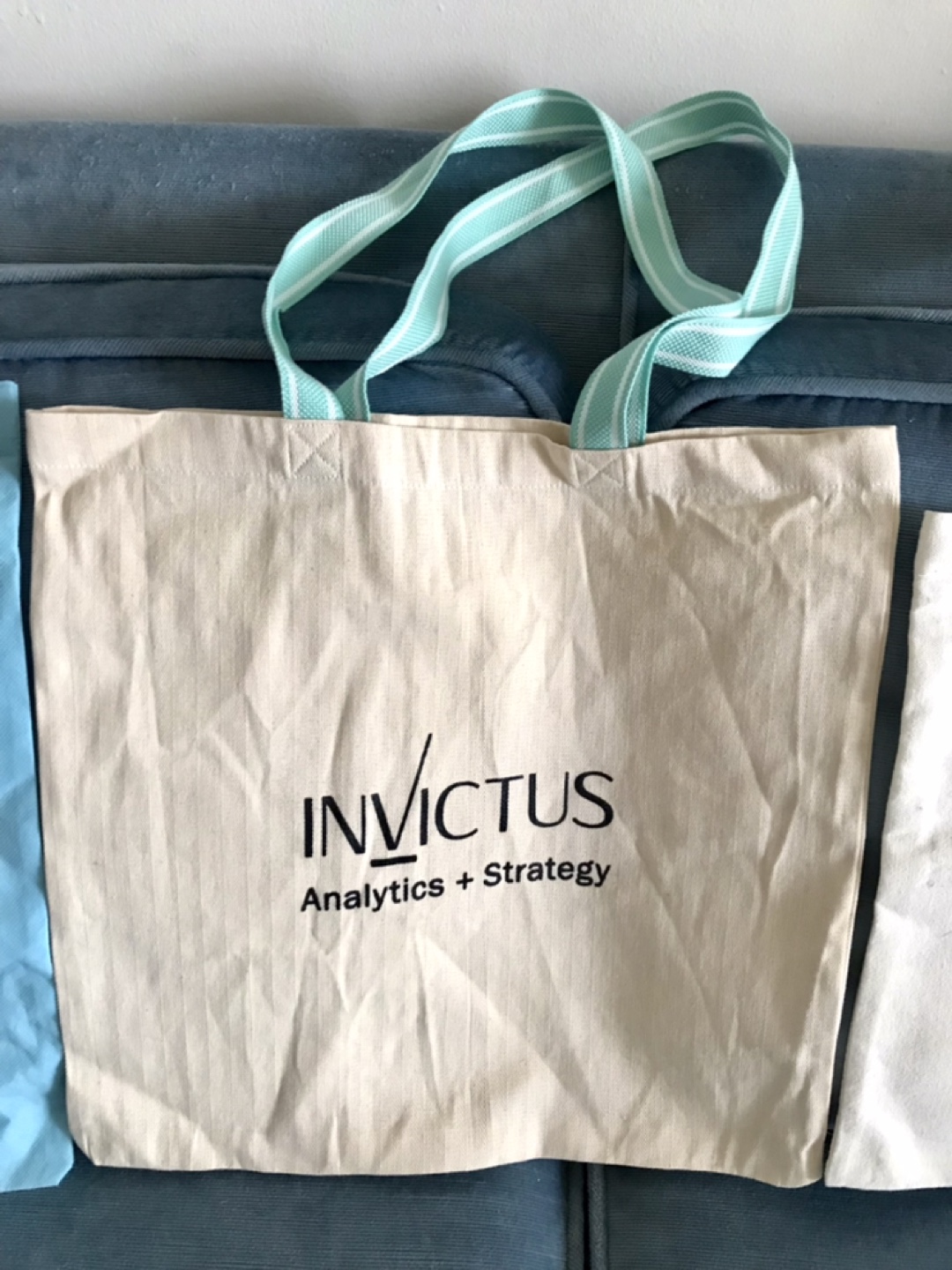 4 Tote Bags - photo 2