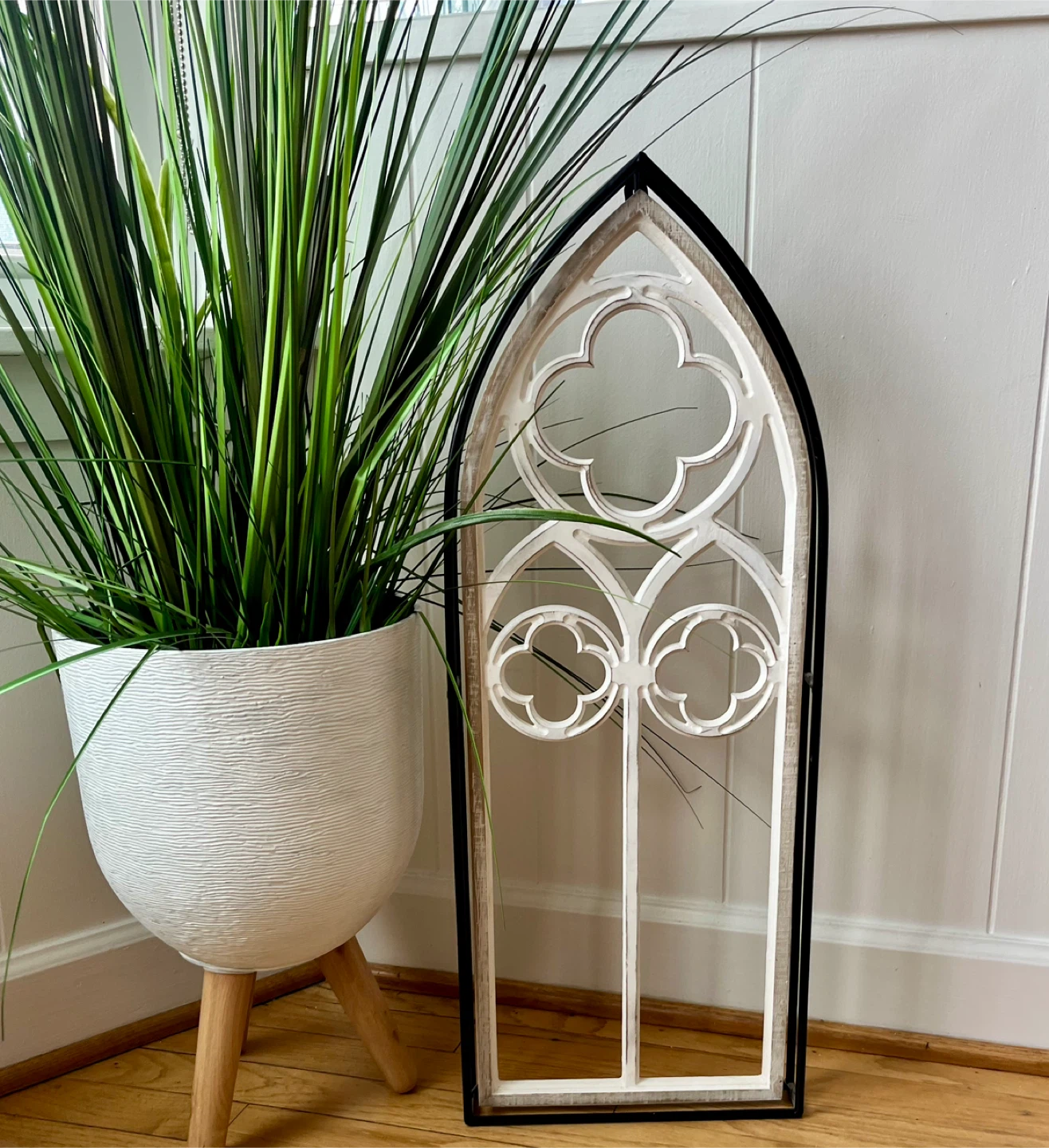 LARGE CATHEDRAL ARCH WALL DECOR