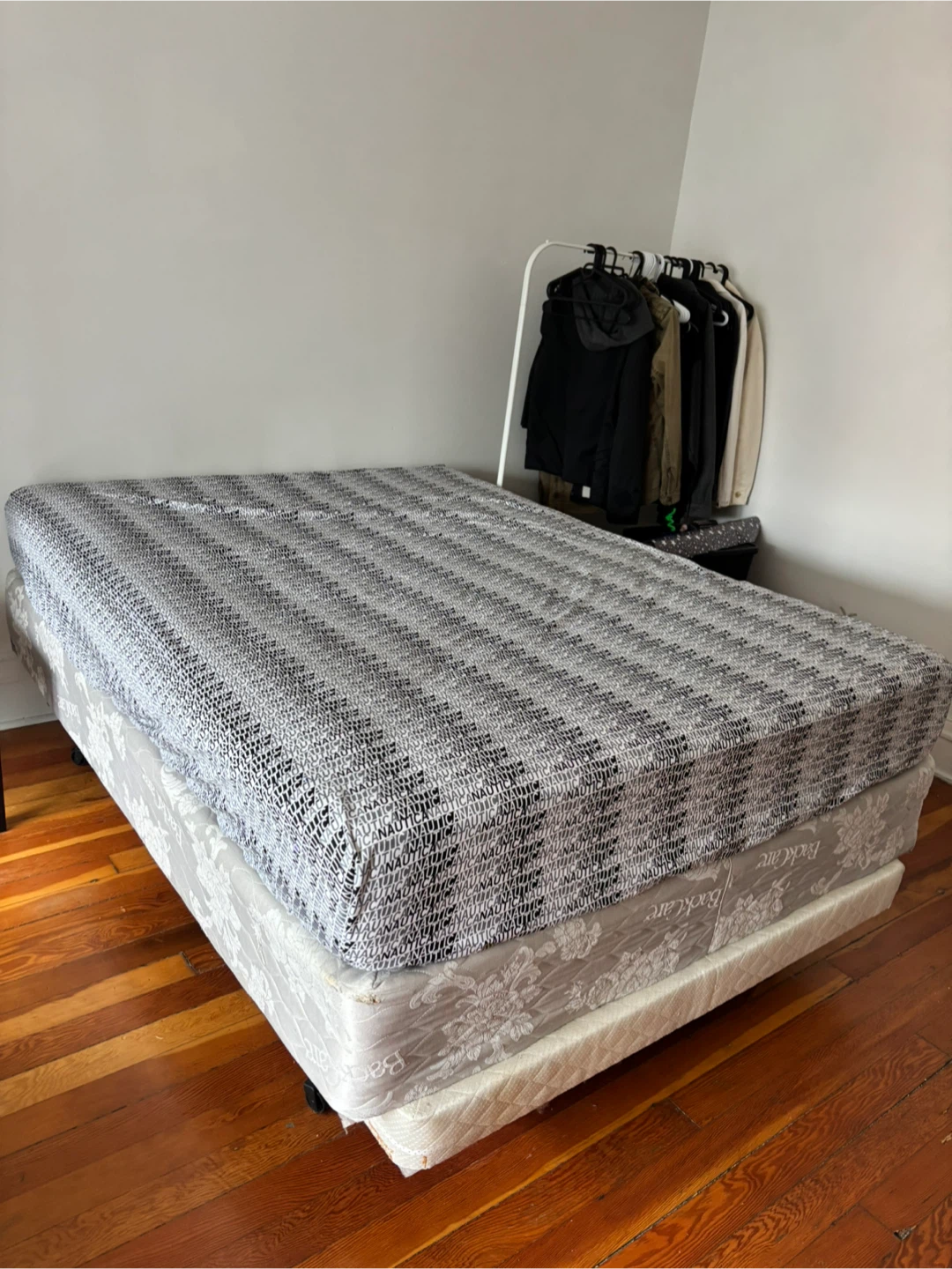 Box Spring/frame Set QUEEN - photo 2