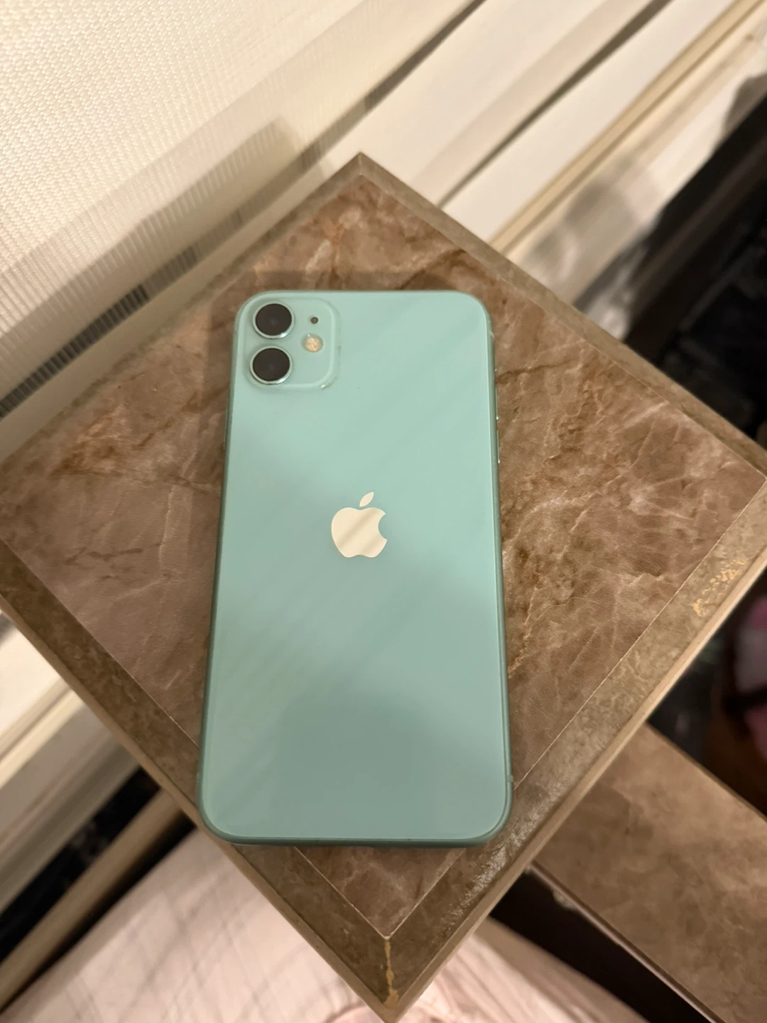 Apple iPhone 11 - Green