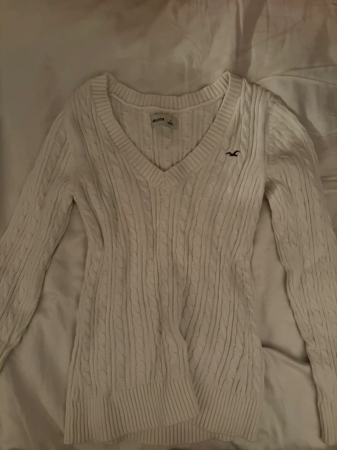 Hollister Cable Knit V-Neck Sweater - White - Size S