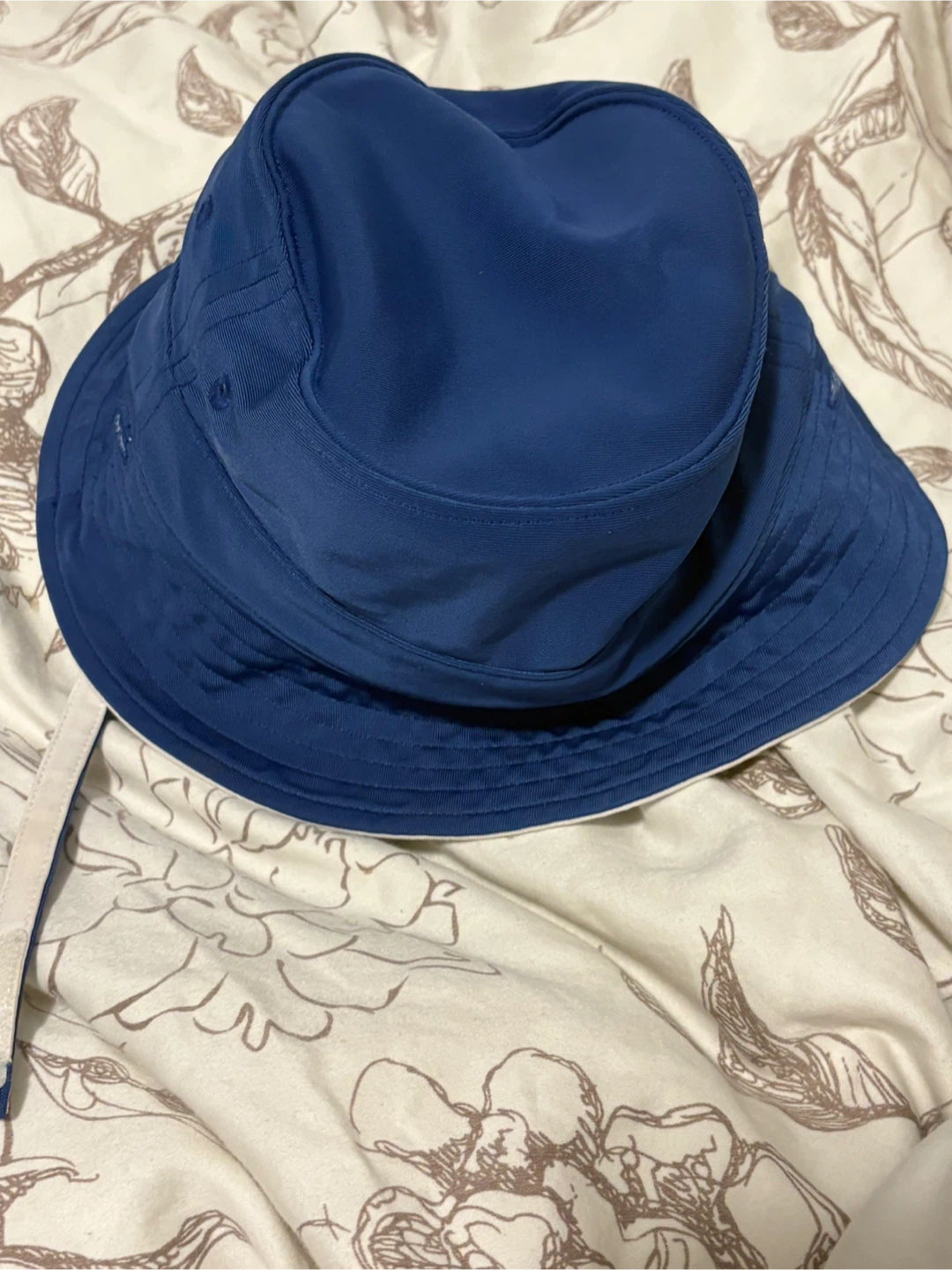 Gap Baby Reversible Bucket Hat - 12-18 Months