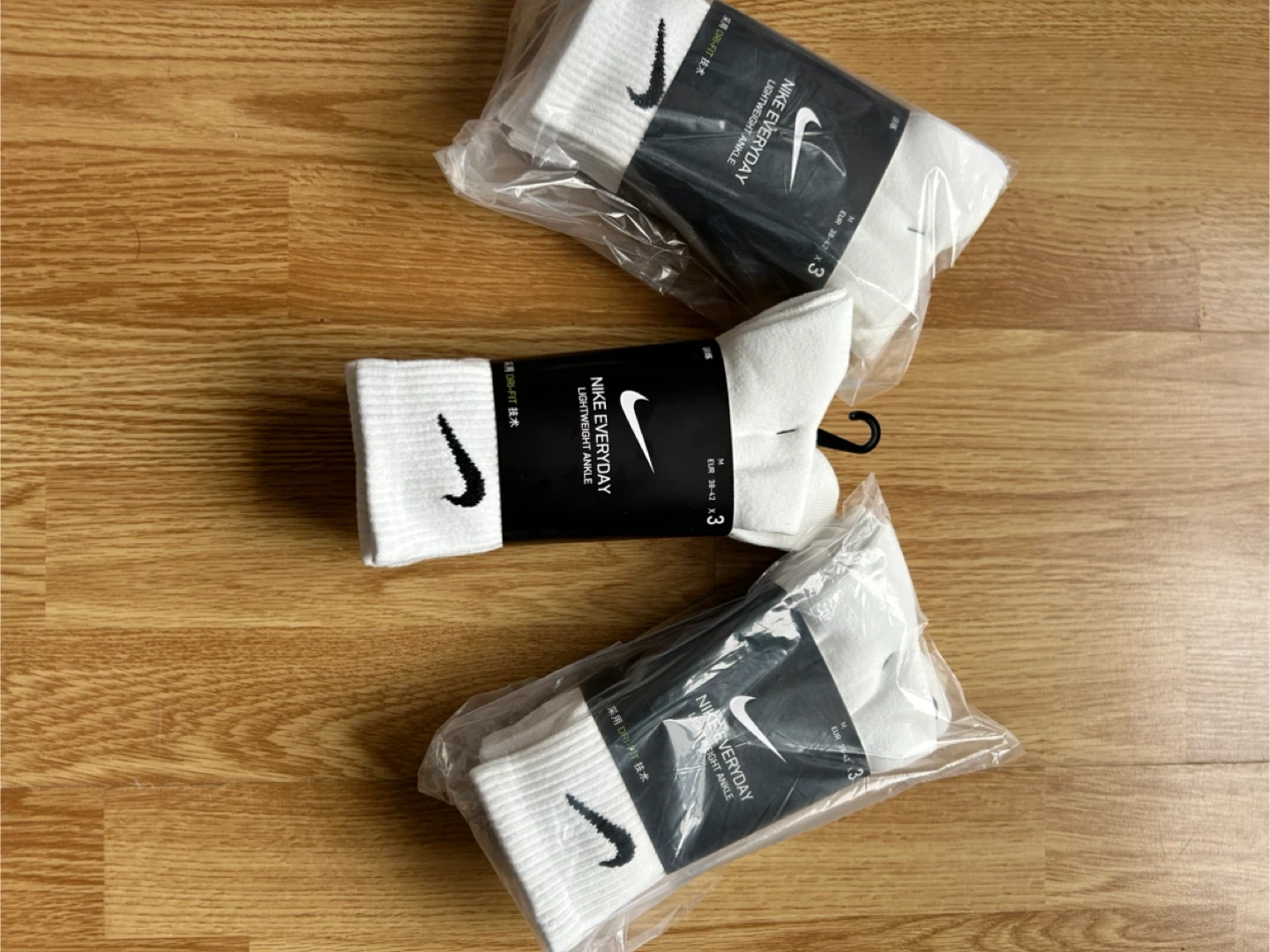 3 paires de bas Nike Everyday Lightweight Ankle blancs - photo 3