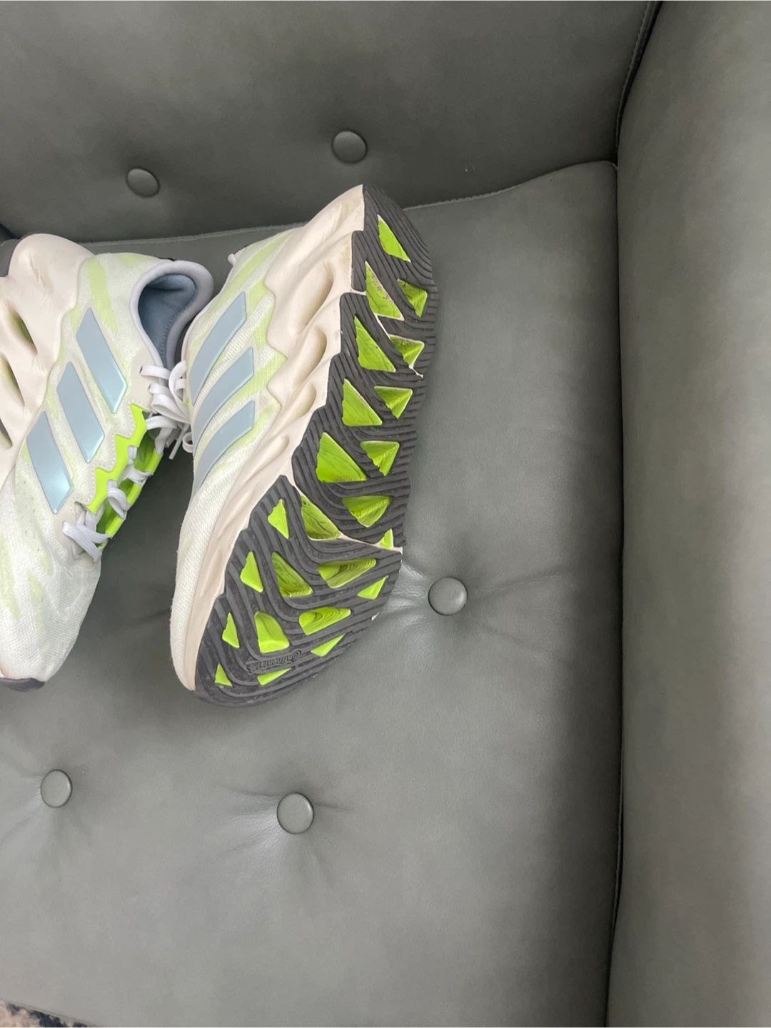 Adidas Running Shoes🥕🥕 - photo 4