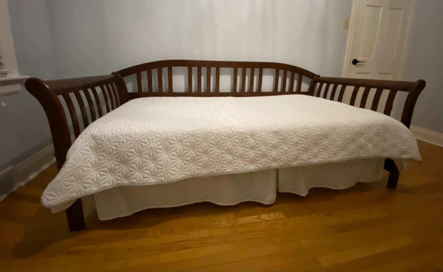 Solid Wood Daybed Twin with Mattress - photo 4