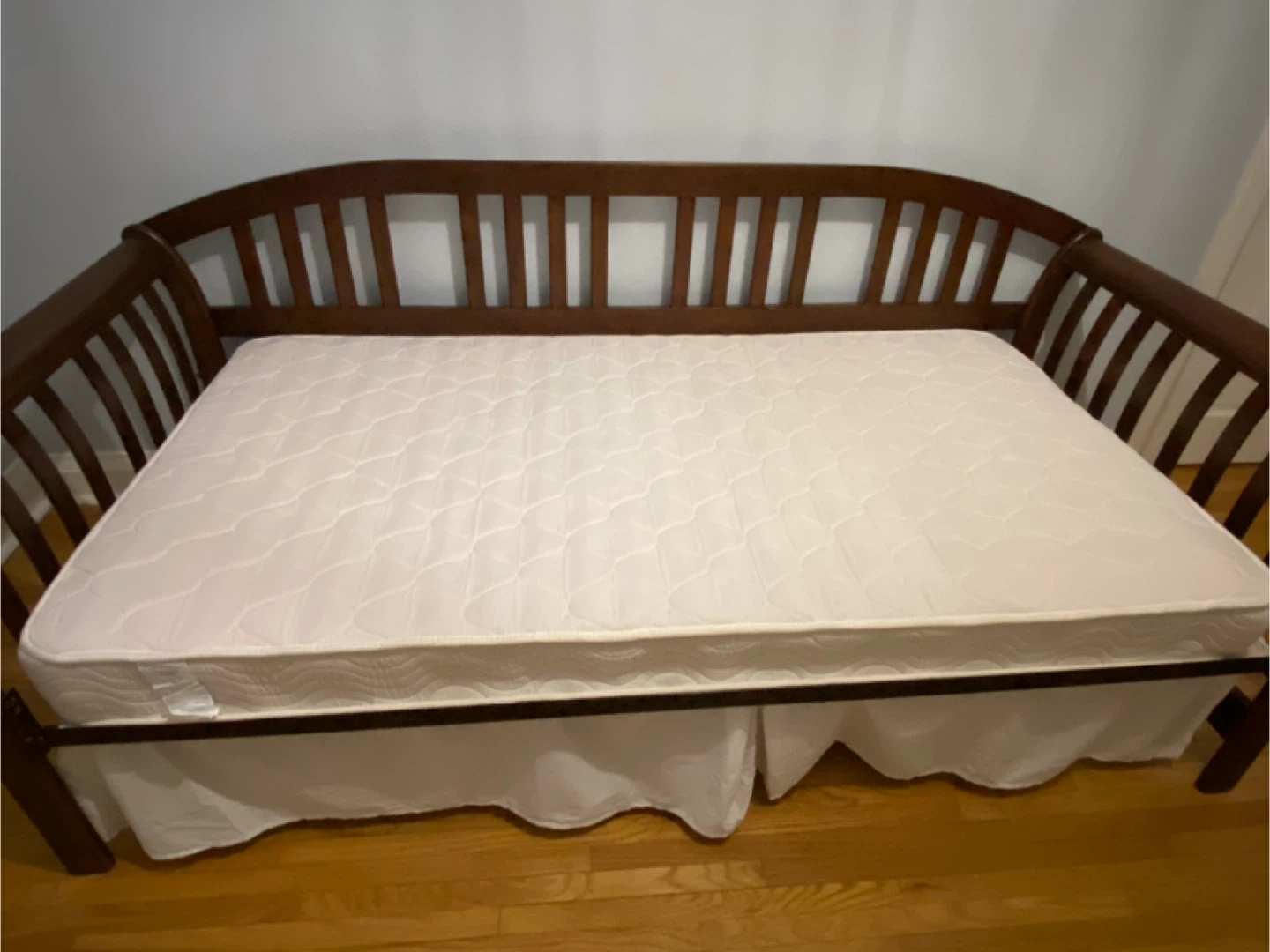 Solid Wood Daybed Twin with Mattress - photo 2