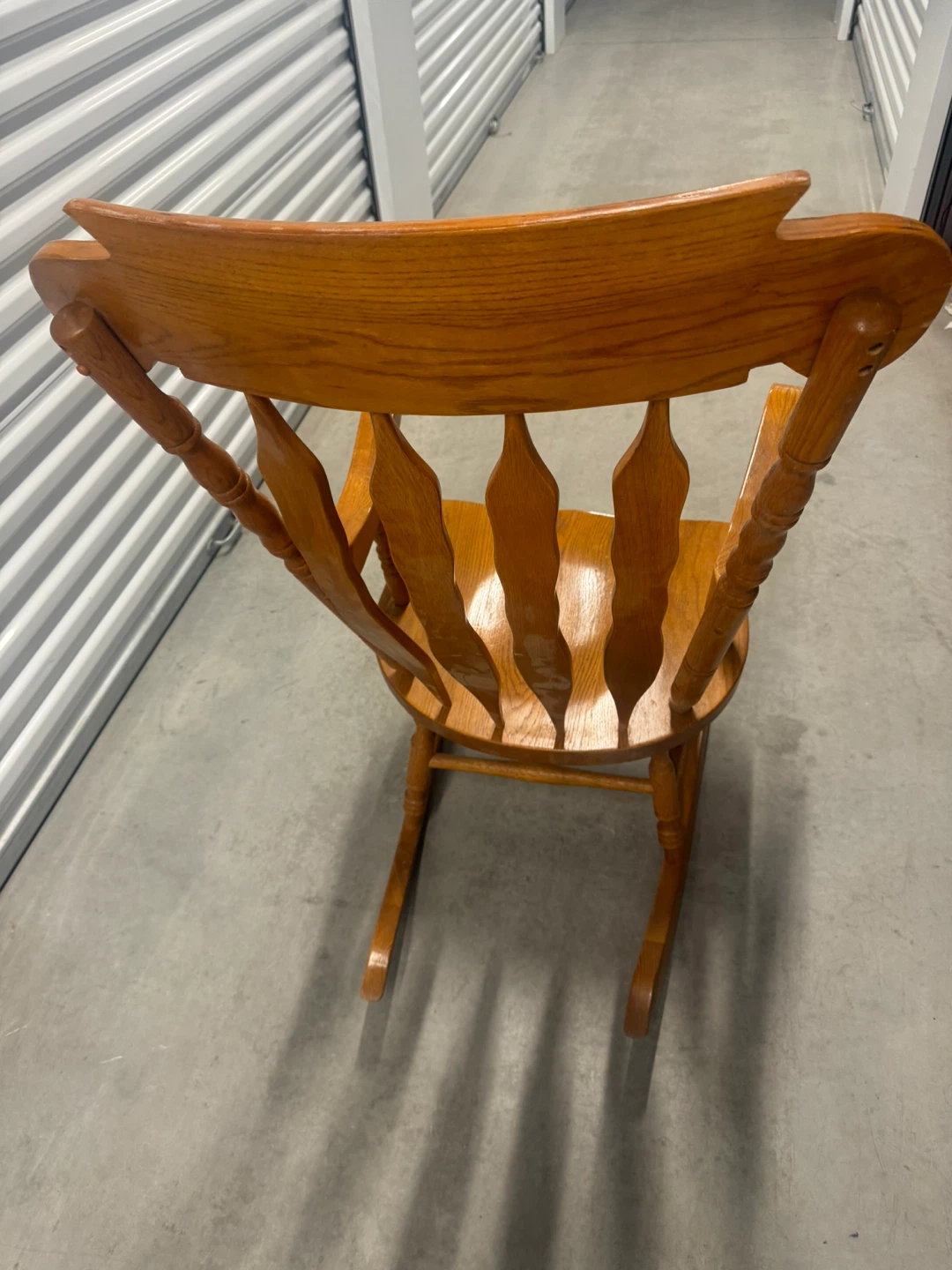 Solid Oak Rocking Chair - photo 3