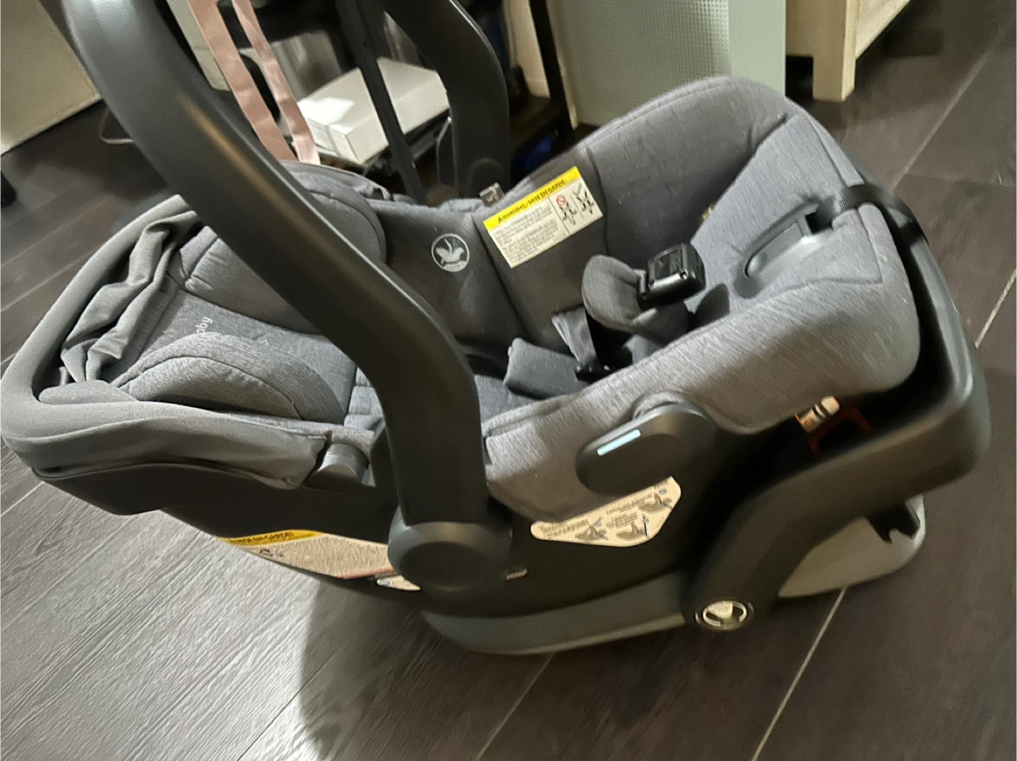 UPPAbaby MESA V2 Infant Car Seat with Base - photo 2