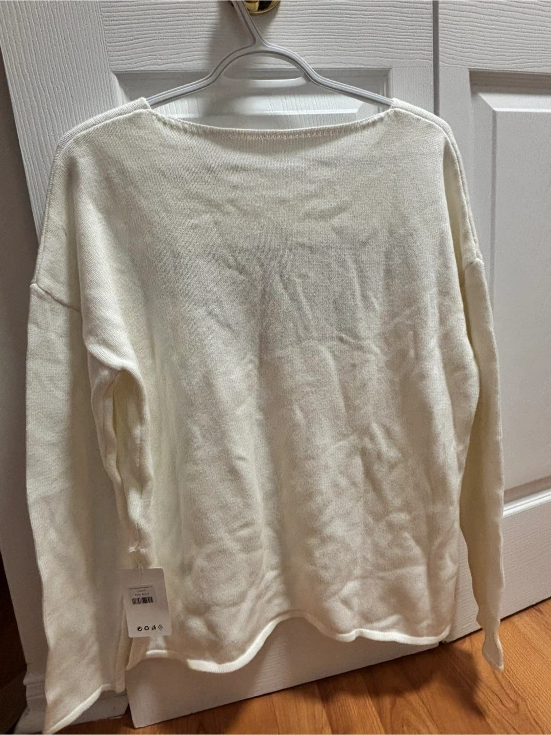 NWT *Champagne Please *White Knit Sweater - Size M 100%Cotton - photo 4
