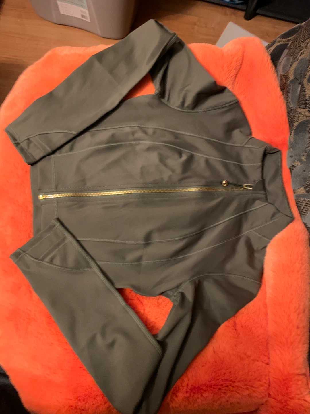 Not worn Grey Zip-Up , sizeS