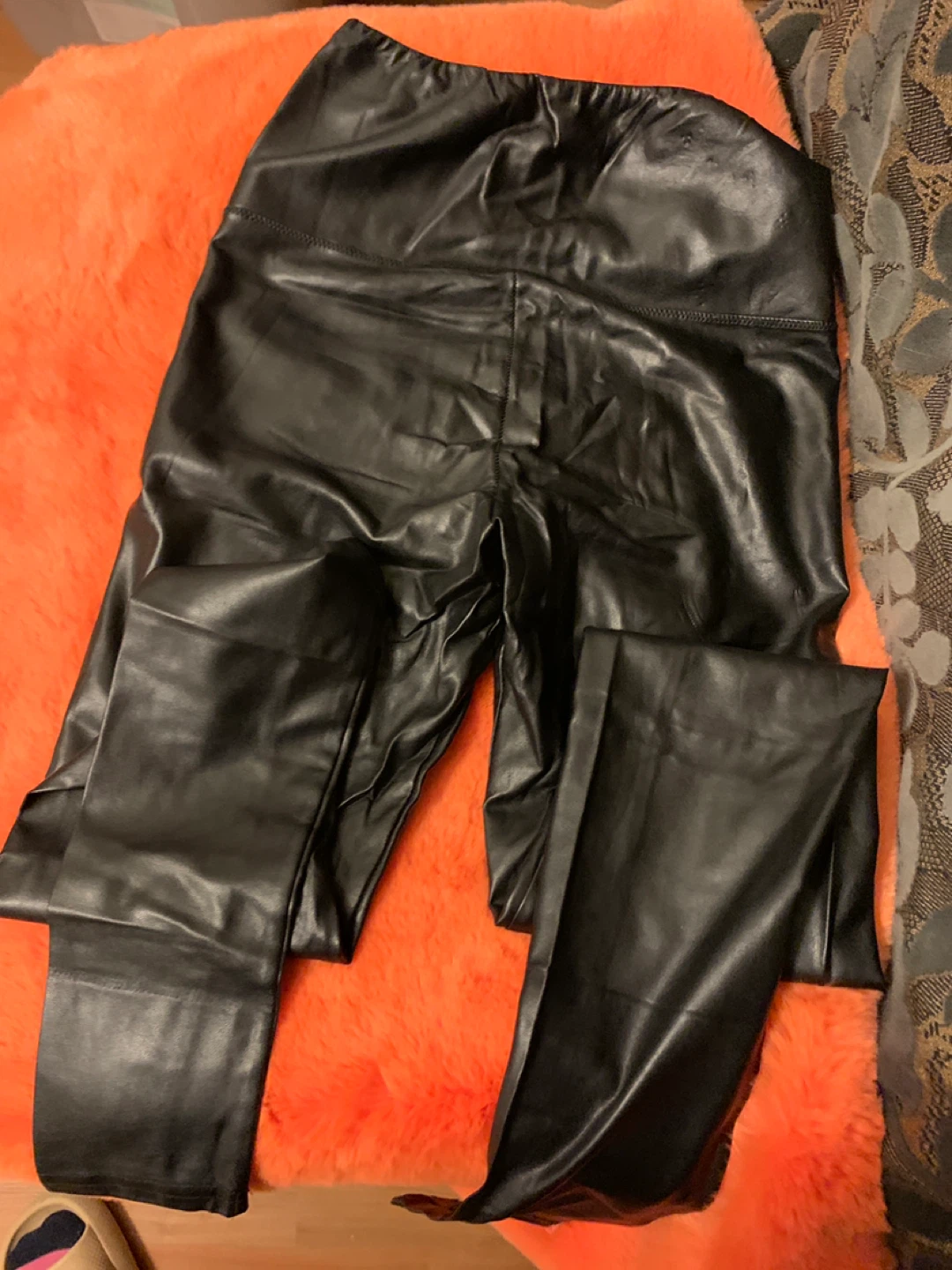 Wilfred Free Black Faux Leather Leggings Size S - photo 3