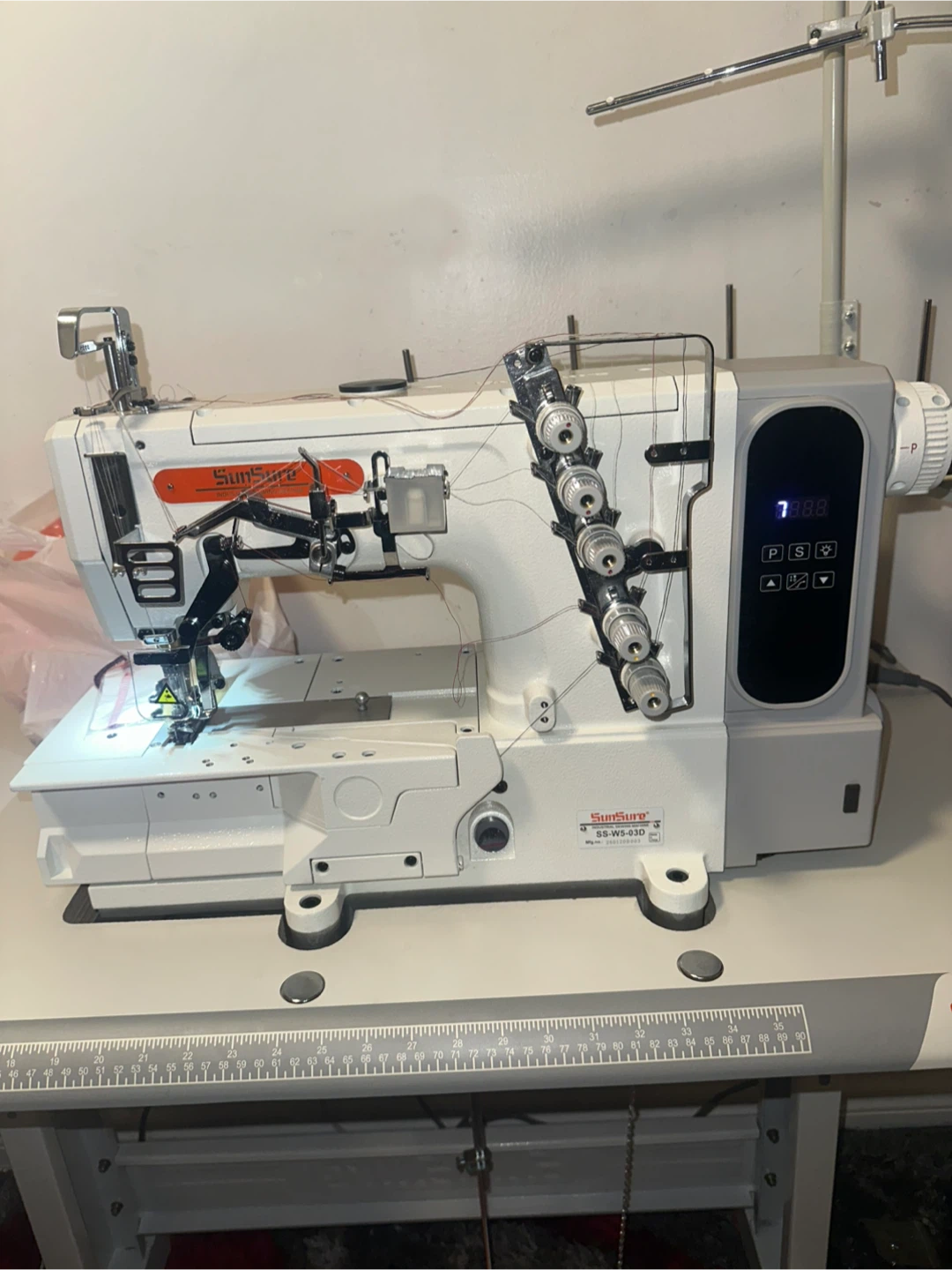 SunSure SS-W5-830 Industrial Sewing Machine - photo 4
