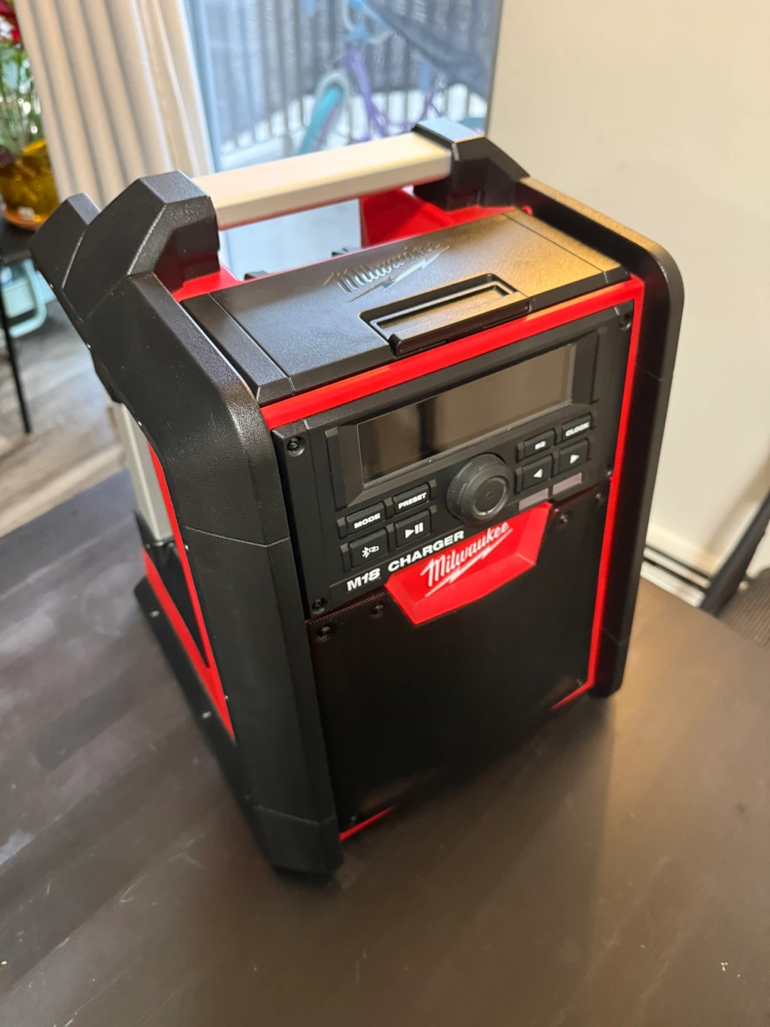 Milwaukee Jobsite Radio / Speaker - photo 5