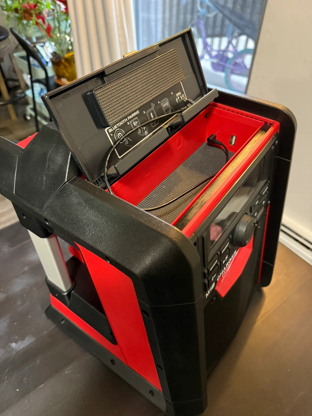 Milwaukee Jobsite Radio / Speaker - photo 3