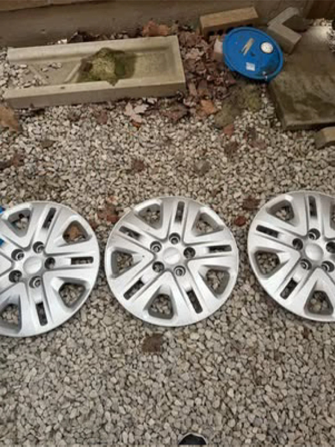 Set of 3 Dodge Caravan 17 Inch Hubcaps