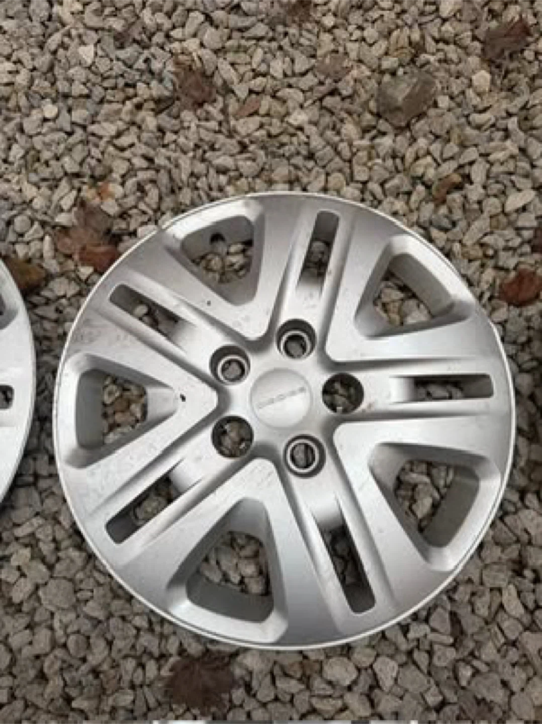 Set of 3 Dodge Caravan 17 Inch Hubcaps - photo 4