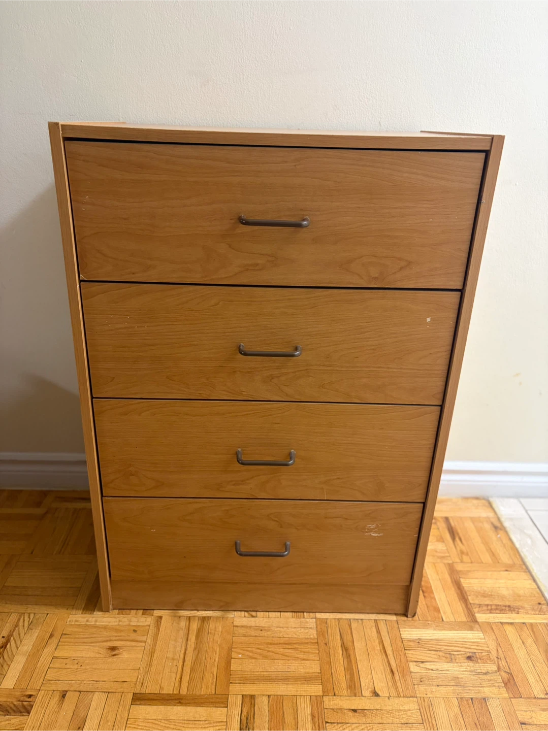4-Drawer Wooden Dresser