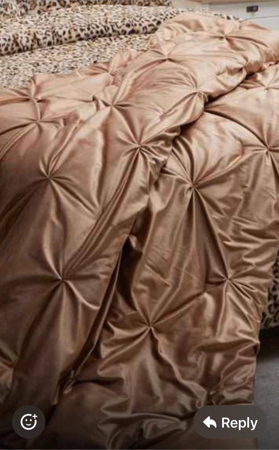 Velvet Pintuck luxurious Throw 50x70 - photo 2