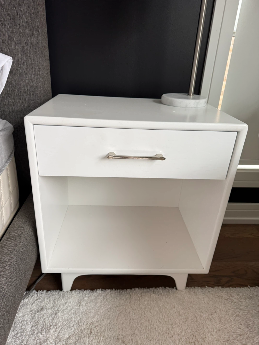 MegMade White Dresser and Nightstand Set - photo 4