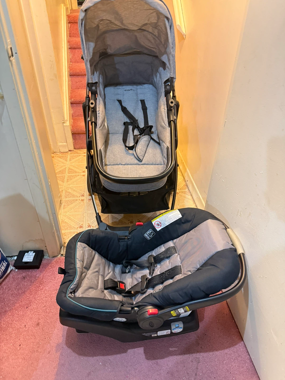 Evenflo Stroller and Car Seat Combo