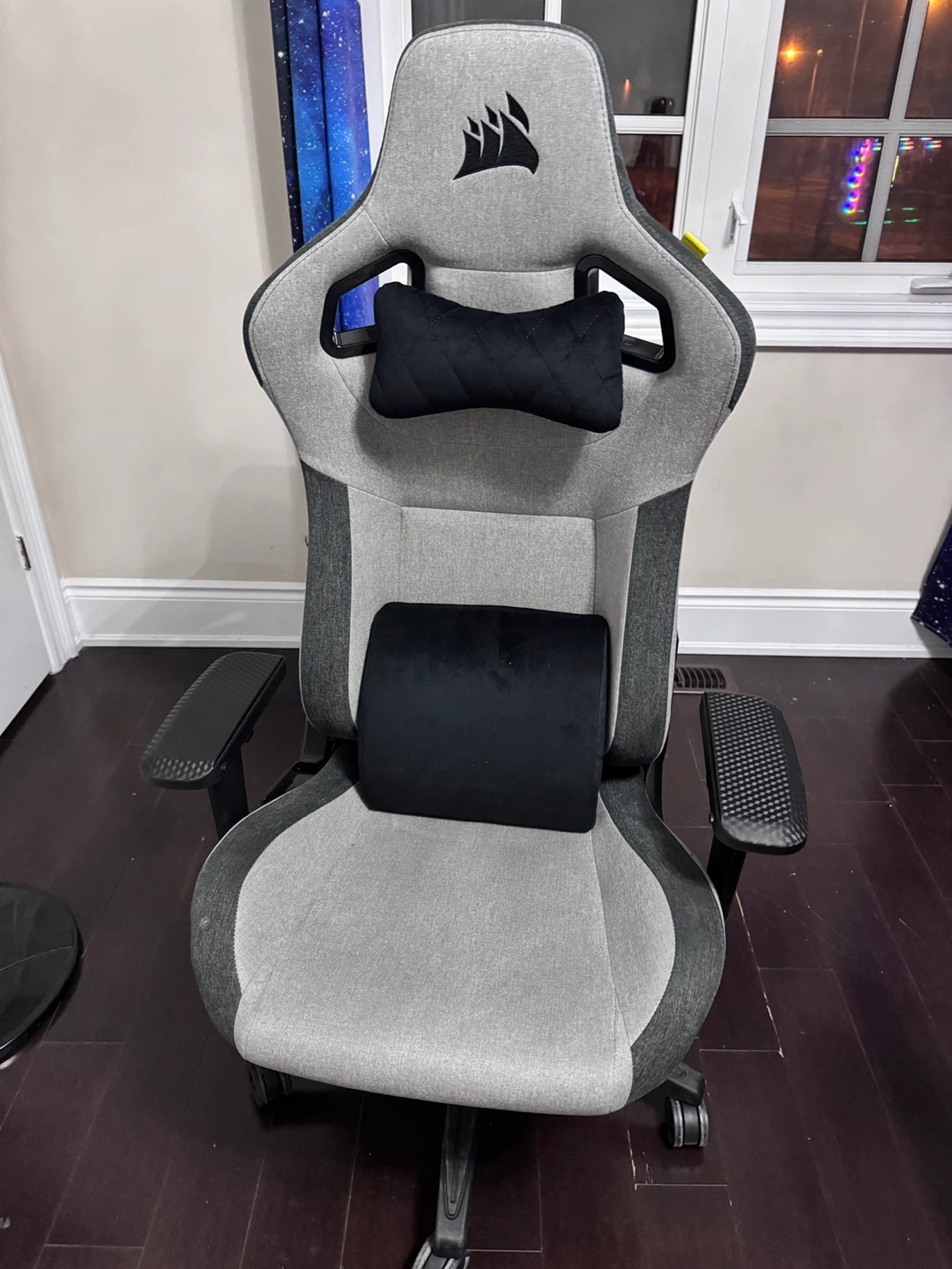 Corsair Gaming Chair with Lumbar Support - photo 2