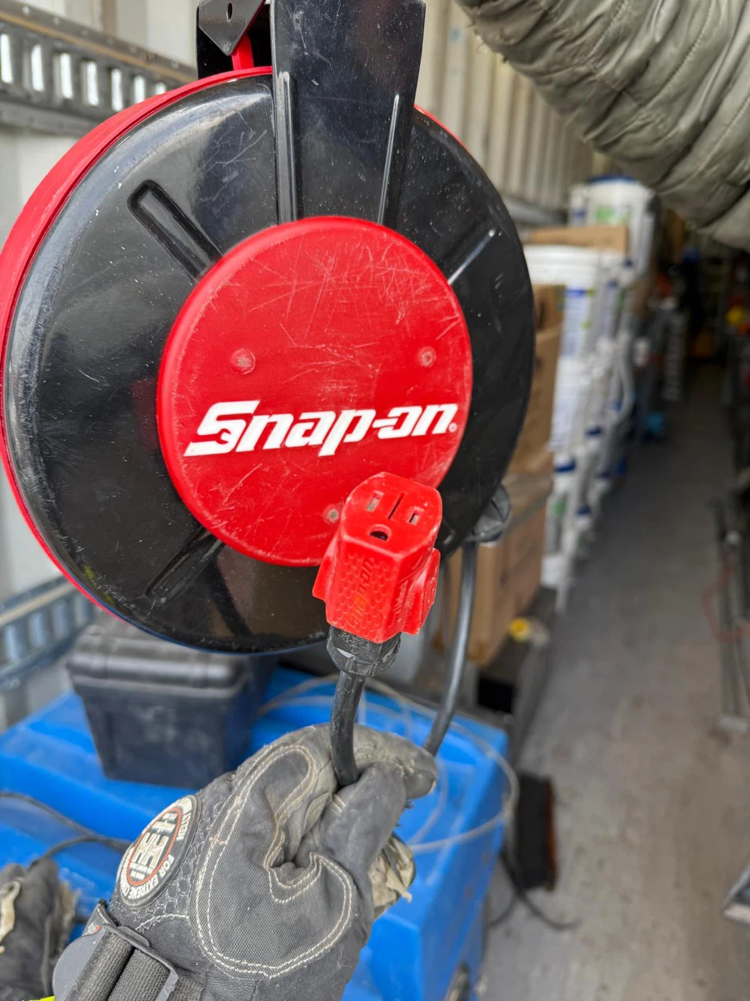 Snap-on Retractable Cord Reel - photo 3