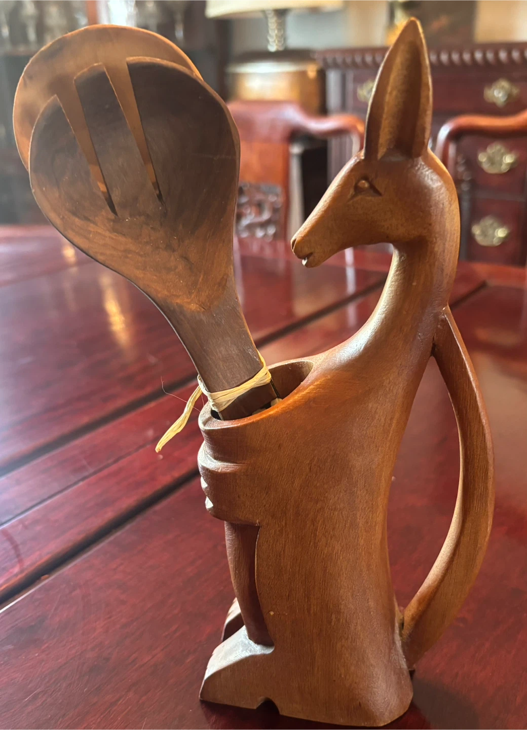 Wooden Kangaroo Salad Servers with Holder - photo 4