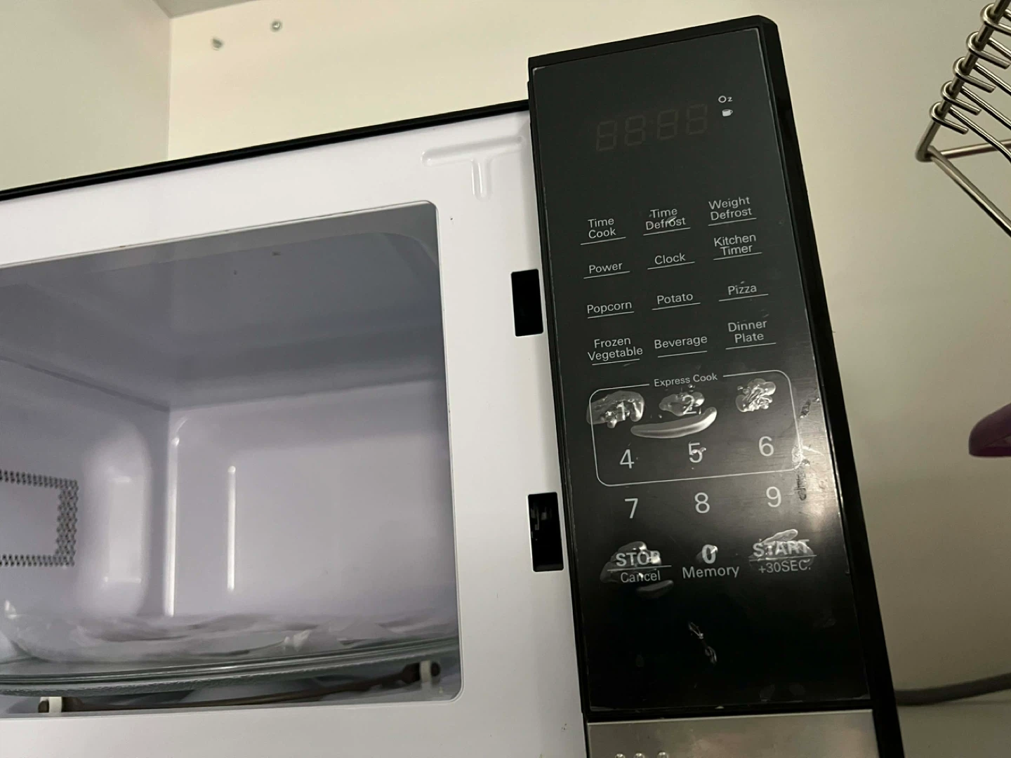 MASTER Chef Countertop Microwave 700W - photo 3
