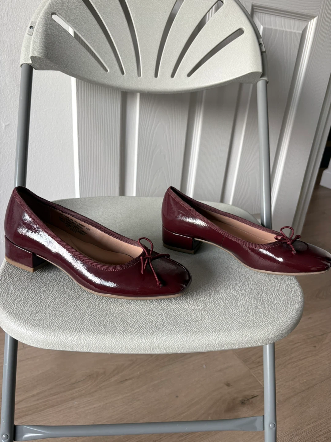 Clarks Women's Burgundy Patent Leather Ballet Flats