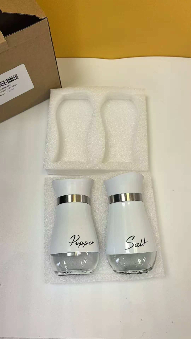 2 Pack White Salt & Pepper Shakers Set - photo 3