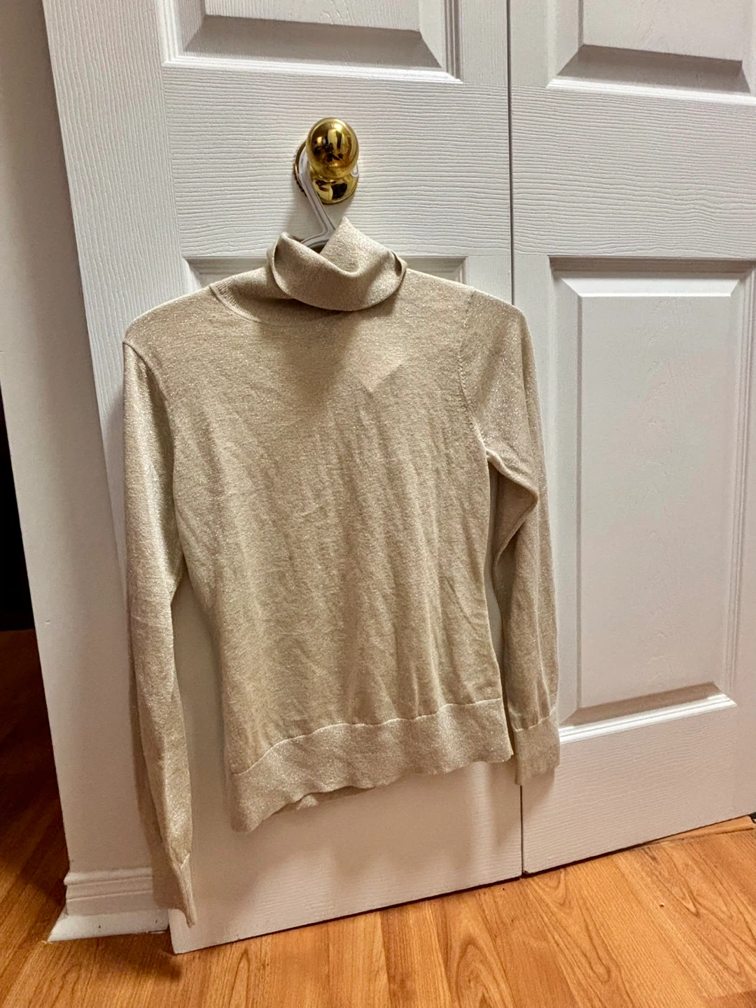 H&M Cream Turtleneck Sweater - Lightweight Knit| size S