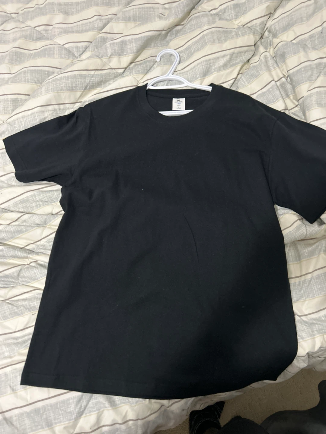 Black T-Shirt Size L - photo 2